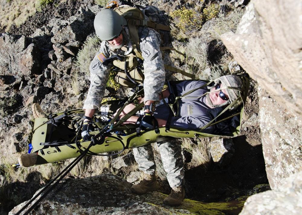 Camilla de Rescate Sked® Rescue Kit Básico (Hebillas Metálicas) Verde Militar – Skedco - Imagen 4