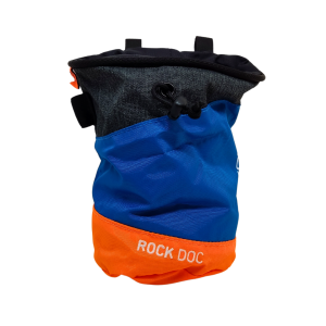 Magnesera y Botiquín First Aid ROCK DOC -safety blue- ORTOVOX