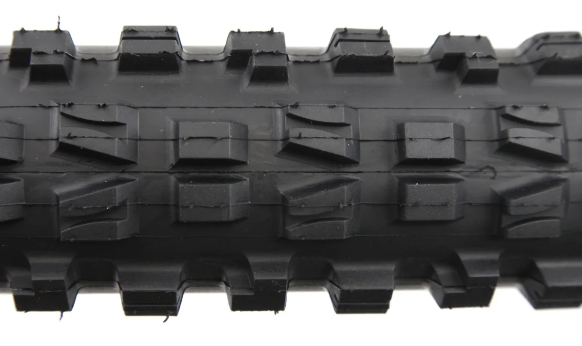 Cubierta Maxxis Minion DHF DH Casing - 3C Maxx Grip - Wide Trail - Tubeless Ready - Imagen 3