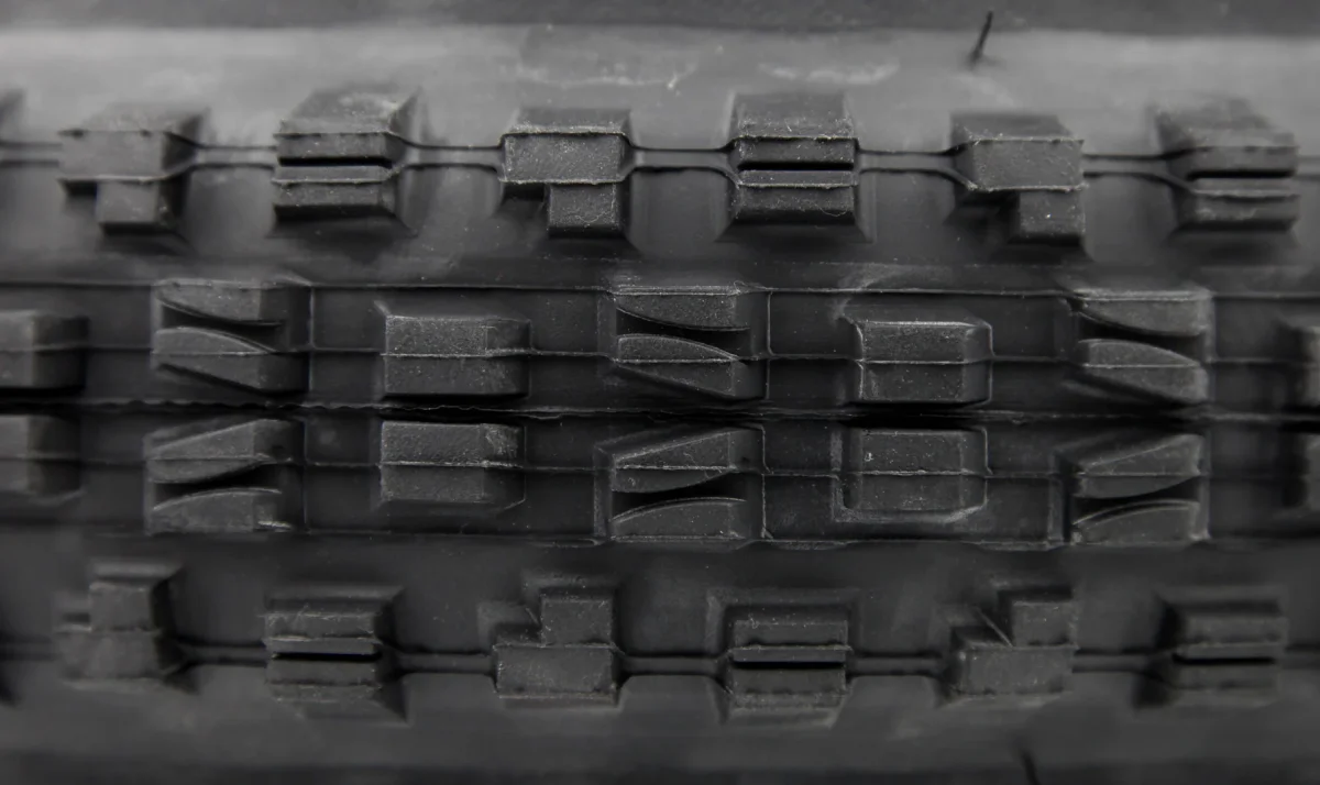 Cubierta Maxxis Minion DHF EXO+ - 3C Maxx Terra - EXO Plus Protection - Wide Trail - Tubeless Ready - Imagen 5