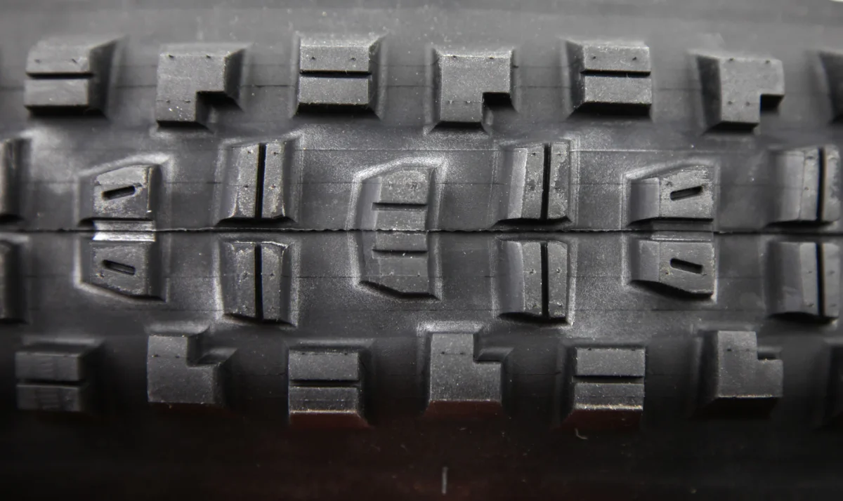 Cubierta Maxxis Minion DHR II EXO - Dual 62a/60a - EXO Protection - Wide Trail - Tubeless Ready - Imagen 5