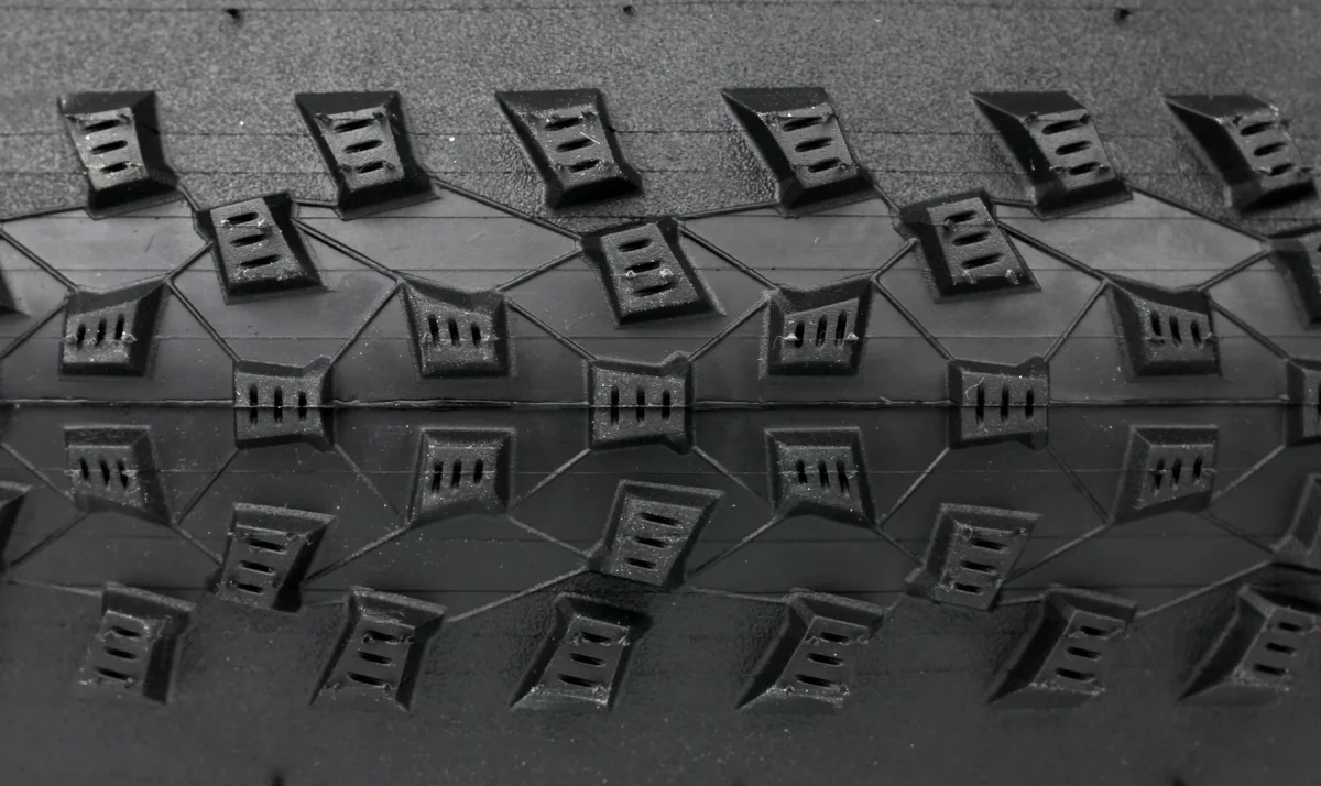 Cubierta Schwalbe Rocket Ron - Addix -TwinSkin - Tubeless Ready - Imagen 5