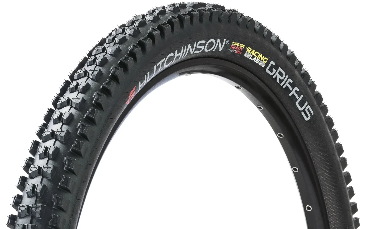 Cubierta Hutchinson Griffus Racing Lab Rear 2.40 - Race Riposte Gravity - Hardskin - E-Bike - Tubeless Ready - Imagen 3
