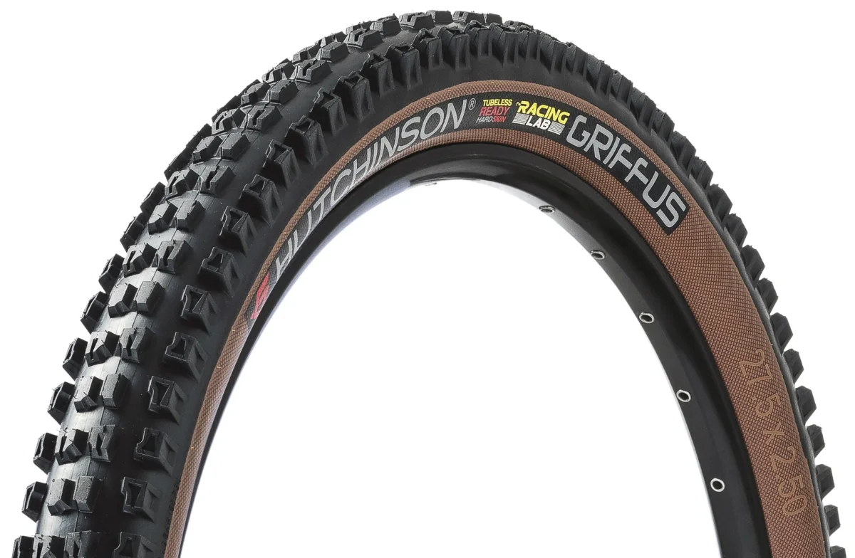 Cubierta Hutchinson Griffus Racing Lab Front 2.50 - Race Riposte Gravity - Hardskin - E-Bike - Tubeless Ready - Imagen 2